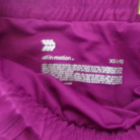 All In Motion Childs Work Out Set XS 4/5 NWT - Picture 6 of 6